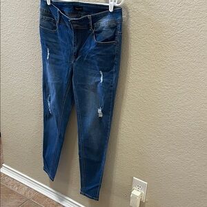 High-Rise Distressed Skinny Jeans in Dark Blue